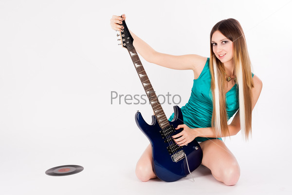 Голые жены с фигурой гитара порно (60 фото)