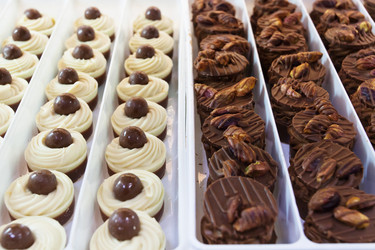 Similar image 1889343