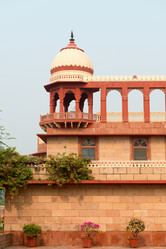 Similar image 2213996