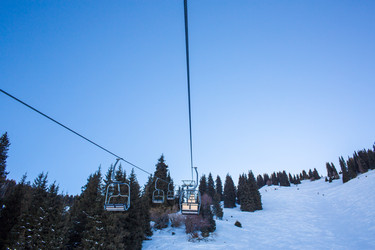 Similar image 2233685