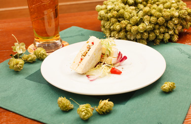 Similar image 2233946