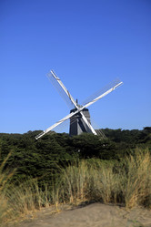 Similar image 2310550