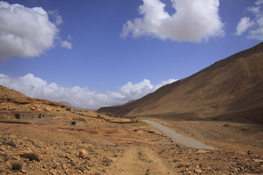 Similar image 2327118