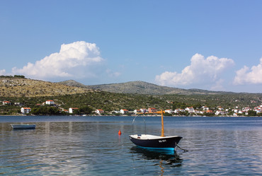 Similar image 2360514