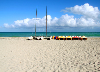 Similar image 2362946