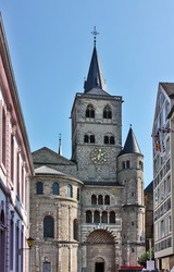 Similar image 2392136