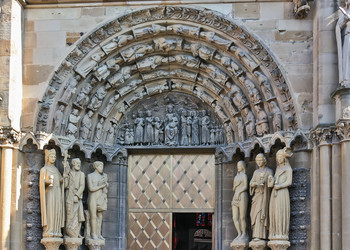 Similar image 2392139