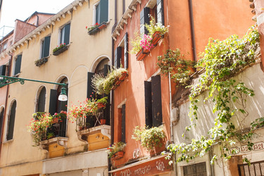 Similar image 2392873