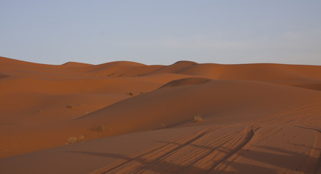 Similar image 2435002