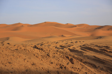 Similar image 2435008