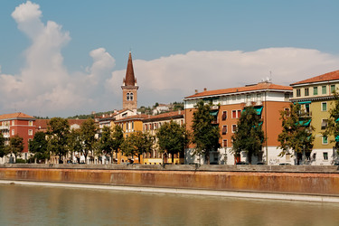 Similar image 2549354