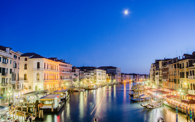 Similar image 2664090