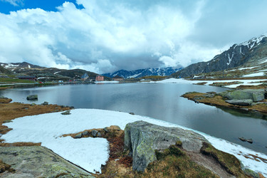 Similar image 2677723