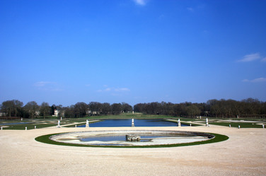 Similar image 2708012