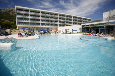 Similar image 2712852