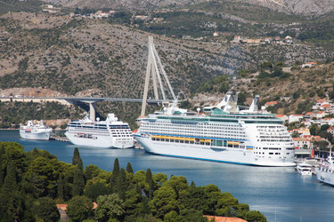 Similar image 2727837