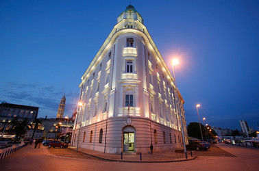 Similar image 2728320