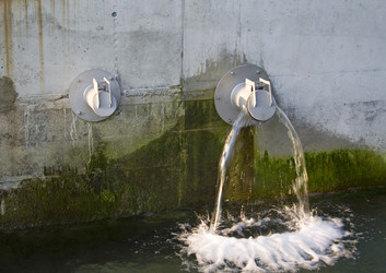 Similar image 2728351