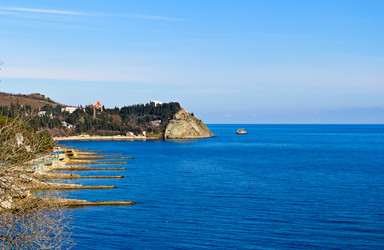 Similar image 2728750