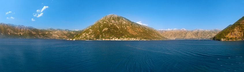 Similar image 2736717