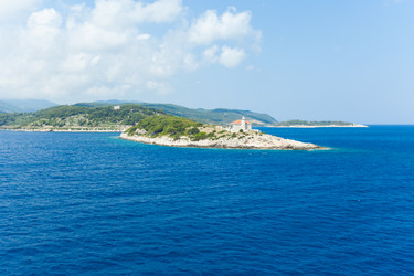 Similar image 2775940