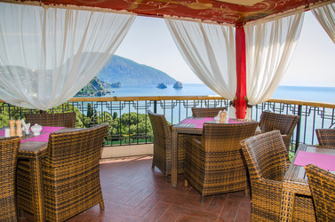 Similar image 2842065