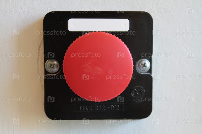 Ручной пожарный извещатель ademco. Ручной пожарный извещатель ирв ip56. Кнопка пожарной сигнализации на стене. Кнопка пожарной тревоги в школе. Кнопка включения пожарного насоса.