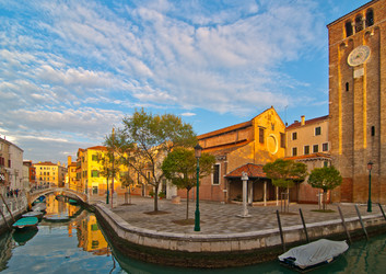 Similar image 2951733