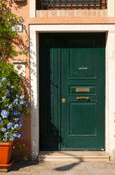 Similar image 2951770