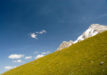 Similar image 3053048