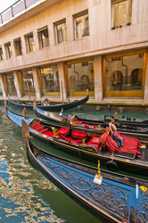 Similar image 3484981