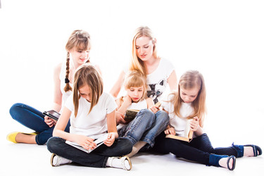 Similar image 3736205