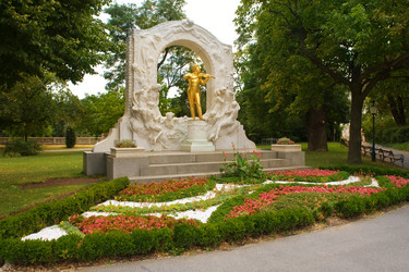 Similar image 4032718