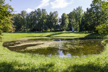 Similar image 5487200