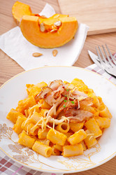 Similar image 5524402