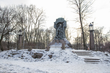 Similar image 5561210