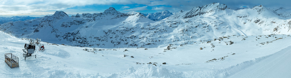 Similar image 5562711