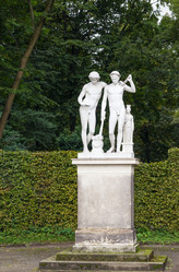 Similar image 5569420