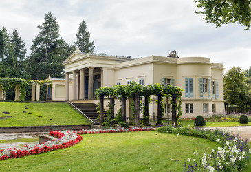 Similar image 5569423