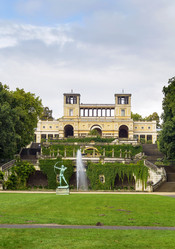 Similar image 5571811