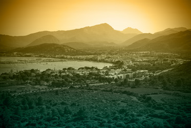 Similar image 5594773