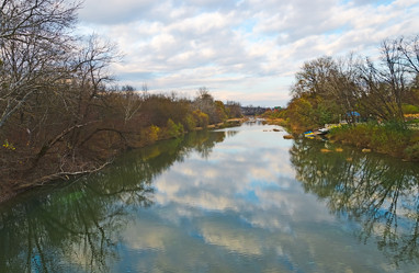 Similar image 5594875