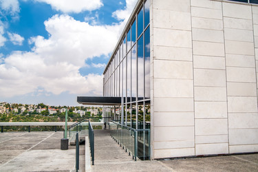 Similar image 5611070