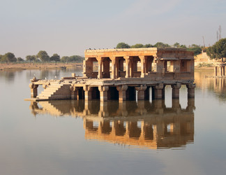 Similar image 5612391