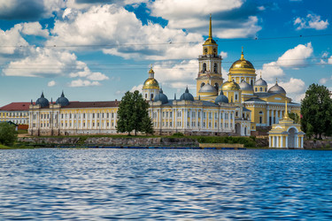 Similar image 5621100