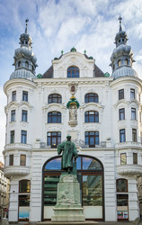 Similar image 5636805