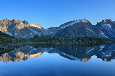 Similar image 5768540