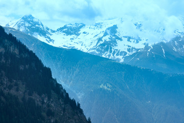 Similar image 5777600