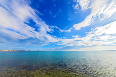 Similar image 5865998