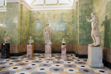 Similar image 5920754